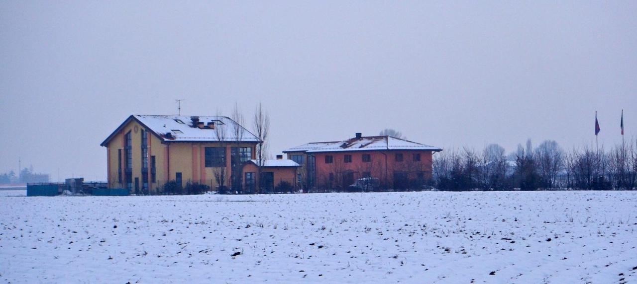 Il Bucchio Country Hotel San Giovanni in Persiceto Εξωτερικό φωτογραφία